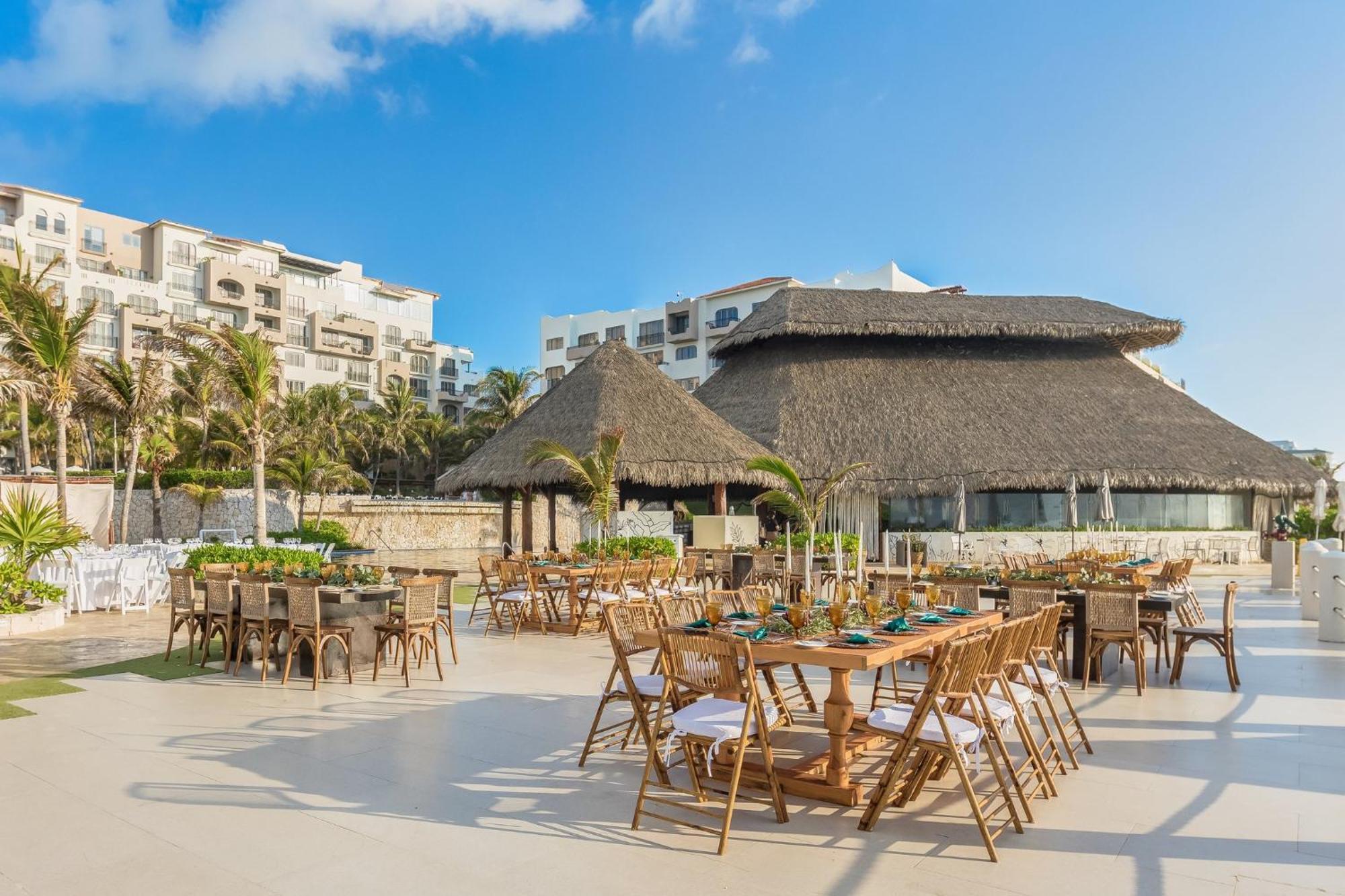 Fiesta Americana Condesa Cancún Eksteriør bilde The Beach Club at the Grand at Moon Palace